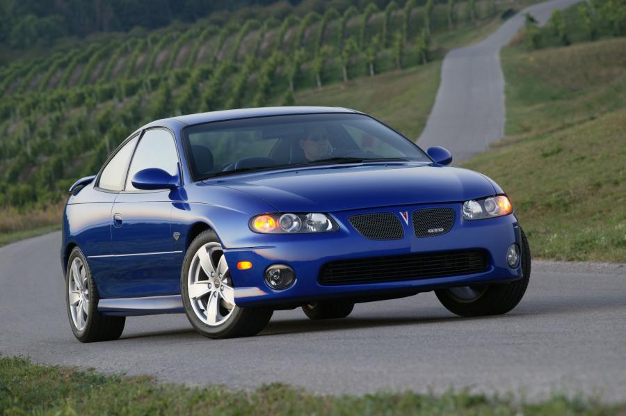  Pontiac GTO 2004 года  (фото 20 из 45)
